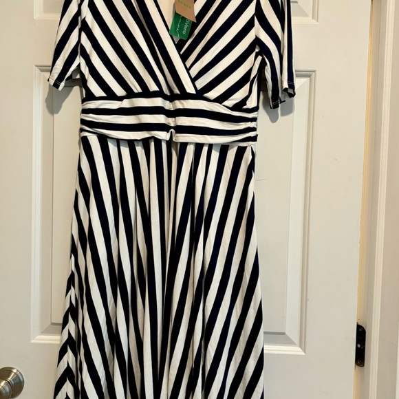 NWT Boden Kassidy dress in French Navy and Ivory stripe. Size 10 Petite - Picture 6 of 9